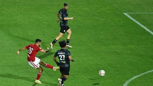 شوبير يكشف متى يرحل القندوسي عن الأهلي .. ونادي مصري يفاوضه