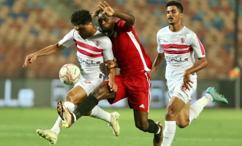 تطورات أزمة حسام عبد المجيد في الزمالك .. تمسك بالقرار ورفض تدخلات الكبار