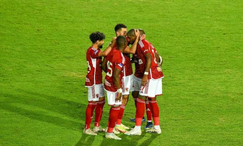تضامنا مع فلسطين .. قرار الأهلي بشأن فريق الكرة خلال مواجهة سيمبا
