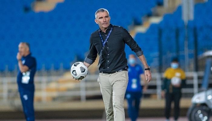 وكيل كارتيرون يحسم حقيقة عودة المدرب لقيادة الزمالك