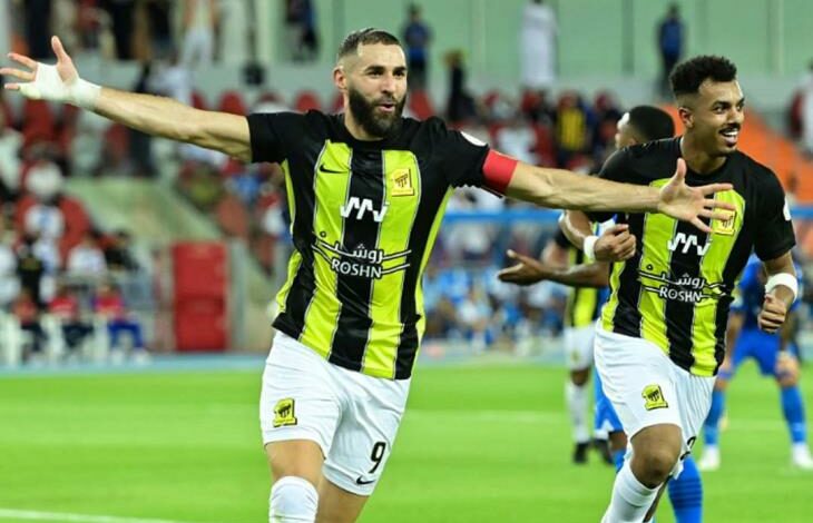 "بسبب دعمه فلسطين" رد فعل فرنسي غاضب ضد بنزيما ومطالبة بهذا الأمر