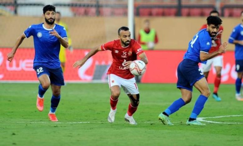 "عاجل" مقاعد بدلاء الأهلي أمام سموحة