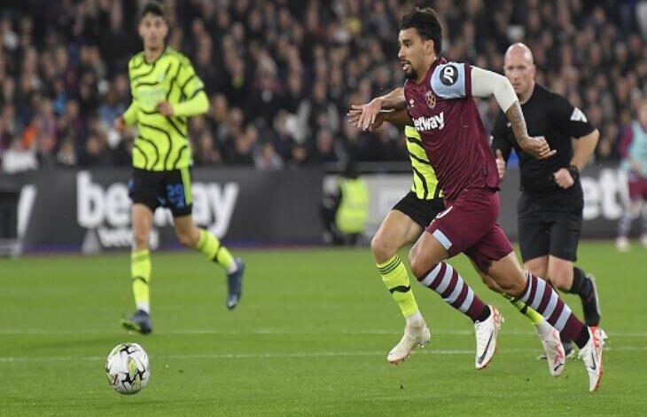 الدوري الانجليزي.. مباراة آرسنال ووست هام : موعد المباراة والقناة الناقلة ومعلق اللقاء