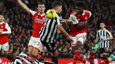 موعد مباراة آرسنال ونيوكاسل : القناة الناقلة ومعلق اللقاء