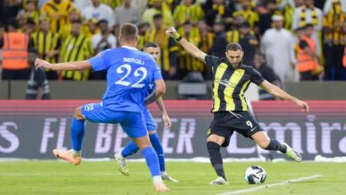 موعد مباراة الهلال والاتحاد : القنوات الناقلة ومعلقين اللقاء