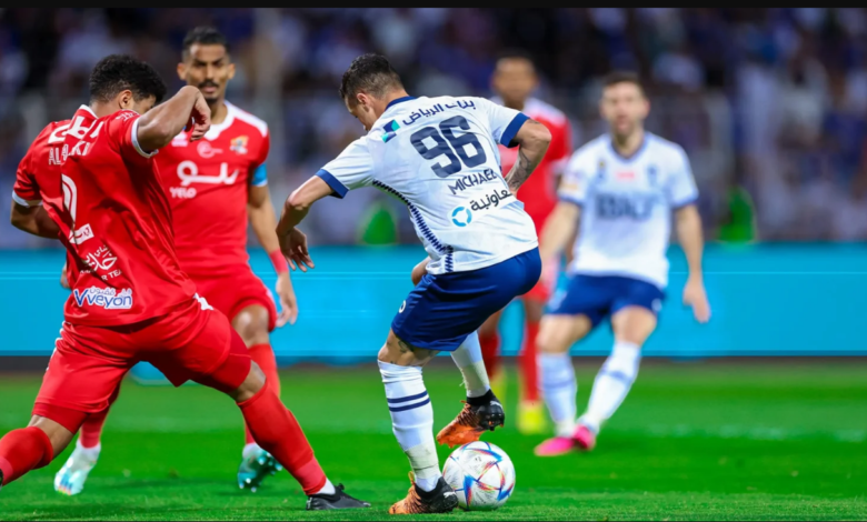 موعد مباراة الهلال والفتح، القنوات الناقلة ومعلقين اللقاء