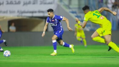 موعد مباراة الهلال والخليج، القنوات الناقلة ومعلقين اللقاء