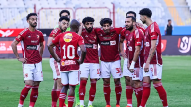 "عاجل" الاعلان عن طاقم تحكيم مباراة الأهلي والاتحاد