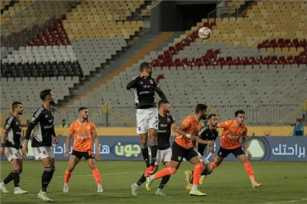 موعد مباراة الأهلى وفاركو، القناة الناقلة ومعلق اللقاء