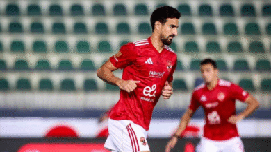 مصدر بالأهلي يكشف سر استبعاد بن رمضان من قائمة مباراة المصري