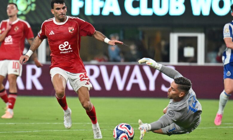 الزمالك يحاصر "زيزو" بملف مستندات أمام اتحاد الكرة ويؤكد: متفاؤل