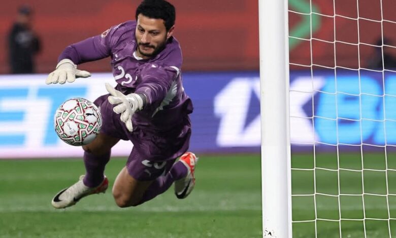 منتخب مصر يرد على تقارير تتحدث عن استبعاد محمد الشناوي من قائمة المونديال