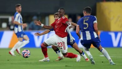 "فالنسيا" في الصورة.. وكيل "ديانج" يكشف أسرار صدام الرغبات وسر تعثر التجديد مع الأهلي!