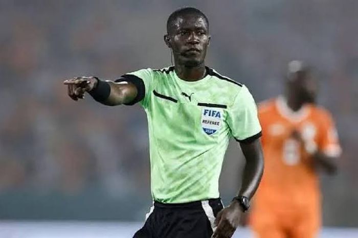 قلق قبل مباراة مصر والسنغال بسبب حكم المباراة ومواقفه السابقة