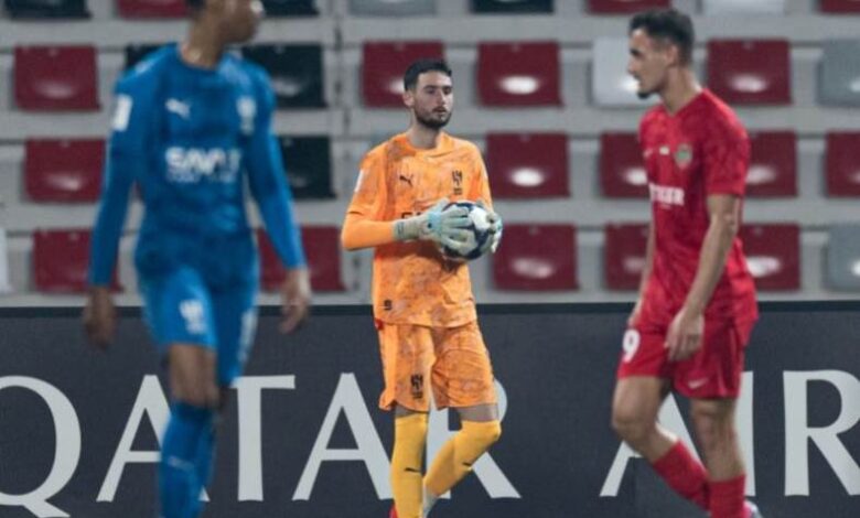 نتيجة الشوط الأول لمباراة الهلال السعودي أمام شباب الأهلي الاماراتي، عاجل