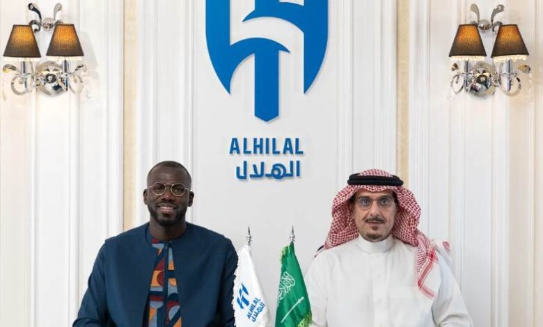 الهلال السعودي يعلن رسميا تجديد عقد مدافعه السنغالي