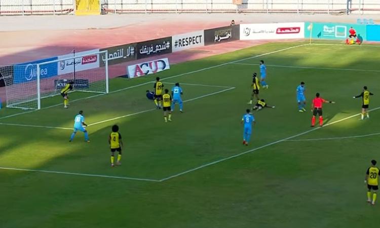 القناة الناقلة لمباراة المصري ووادى دجلة، موعد المباراة والمعلق