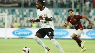 غموض مستقبل "شيكوبانزا" مع الزمالك.. صدام فني أم إصابة عارضة؟