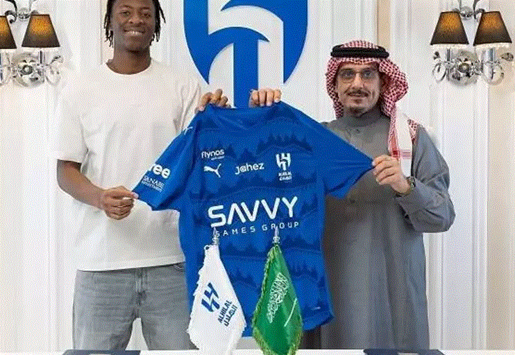 هل تظهر صفقة الهلال الجديدة خلال مواجهه أهلى جدة