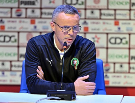 المدير الفنى للمغرب يعلق على منح بلاده لقب أمم إفريقيا