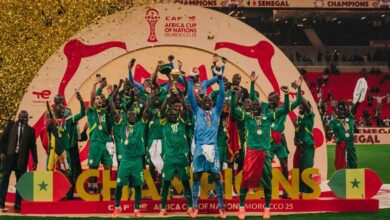 السنغال تتحدى قرارات سحب أمم أفريقيا .. وتعلن عن قميص النجمتين قبل المونديال