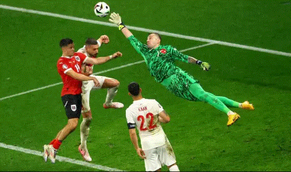 موعد مباراة تركيا ورومانيا فى تصفيات كأس العالم، القناة الناقلة ومعلق اللقاء