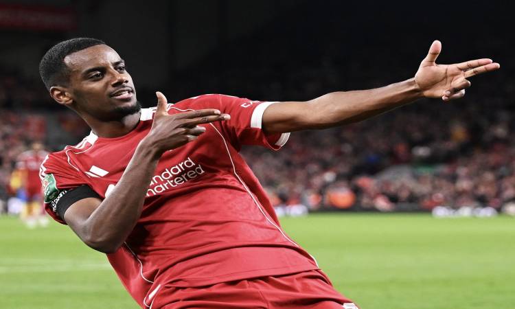 مهاجم ليفربول يطلب الرحيل، ويرغب فى الانتقال الى برشلونة