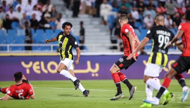 القناة الناقلة لمباراة إتحاد جدة والرياض، موعد المباراة والمعلق