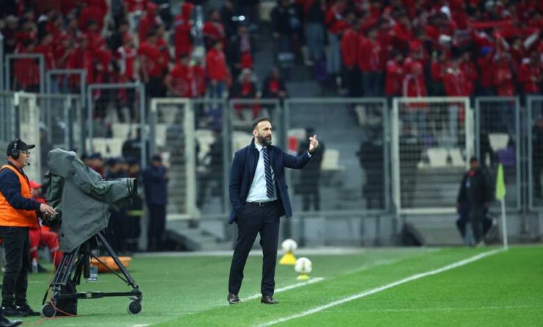 أزمة داخل شباب بلوزداد.. تحرك رسمي لفسخ عقد المدرب راموفيتش قبل مواجهة الزمالك