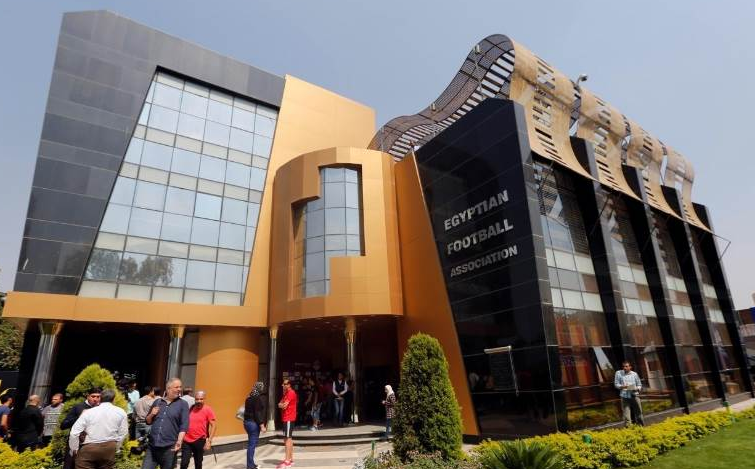 اتحاد الكرة يصدر بيانًا لاحتواء الجدل.. تأكيد على الشفافية ودعوة للتكاتف، عاجل