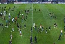 أزمة جماهيرية تُهدد مواجهة أولمبيك أسفي واتحاد العاصمة.. وغموض حول مصير المباراة ، عاجل