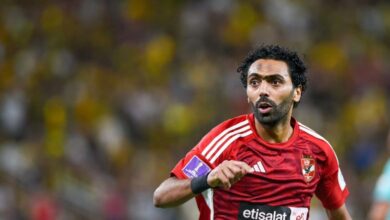 حسين الشحات يرحب بتجديد تعاقده مع الاهلي، خاص