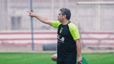 مستقبل معتمد جمال، "انتظار" يكلف المدرب عروضاً عربية قوية