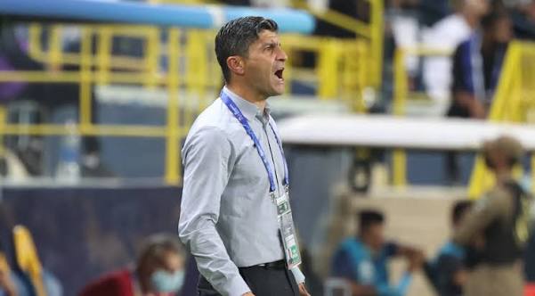 الزمالك يرد على حقيقة اقتراب بيدرو إيمانويل من تدريب الفريق